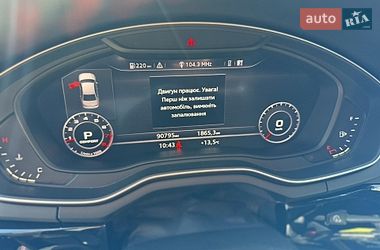 Седан Audi A4 2017 в Ивано-Франковске