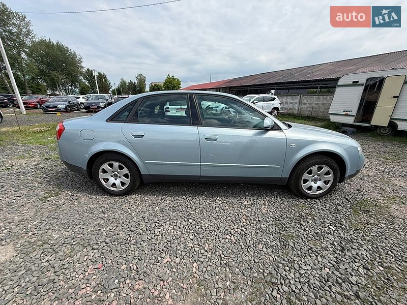 Седан Audi A4 2001 в Луцке