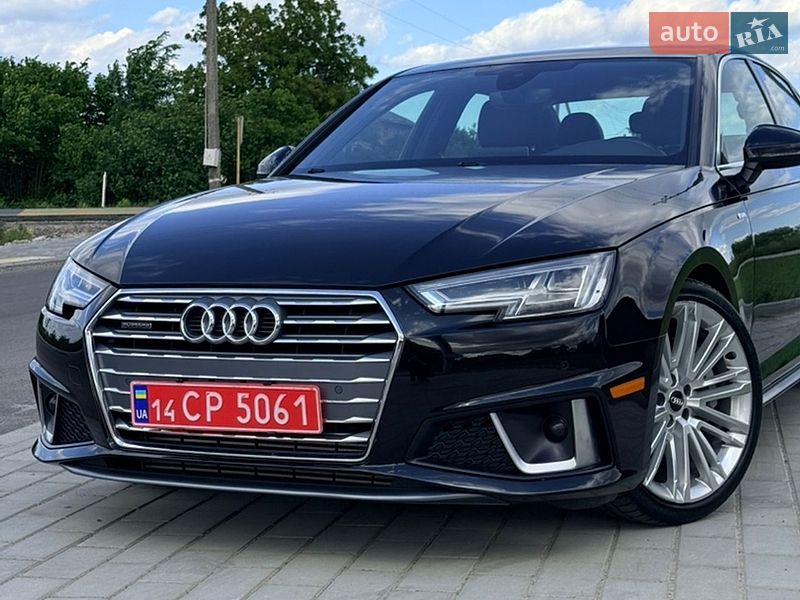 Седан Audi A4 2019 в Львові