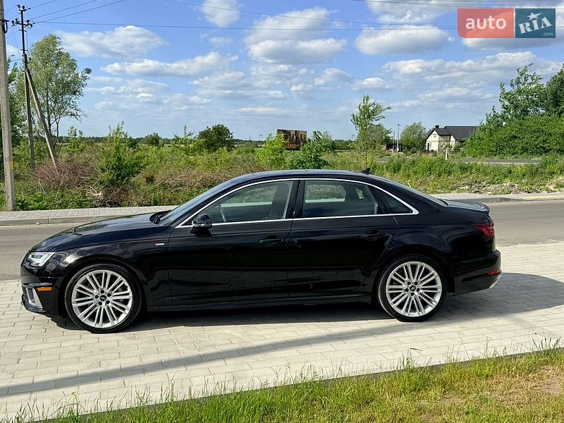 Седан Audi A4 2019 в Львові