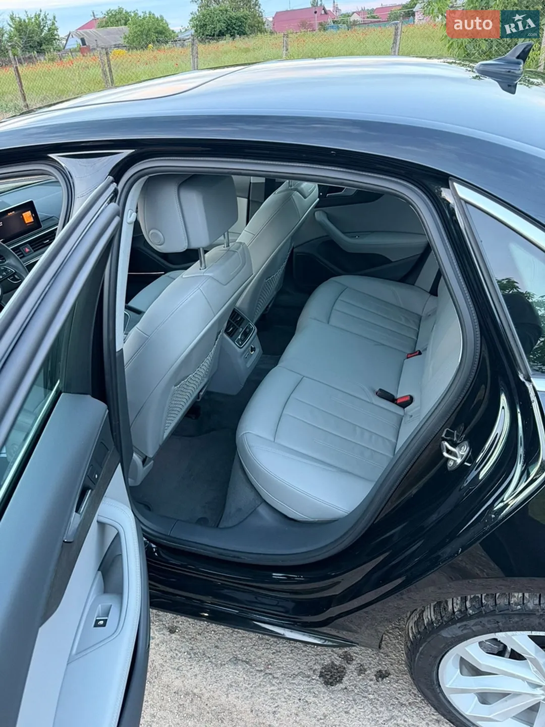 2019 Audi A4 - мініатюра 12