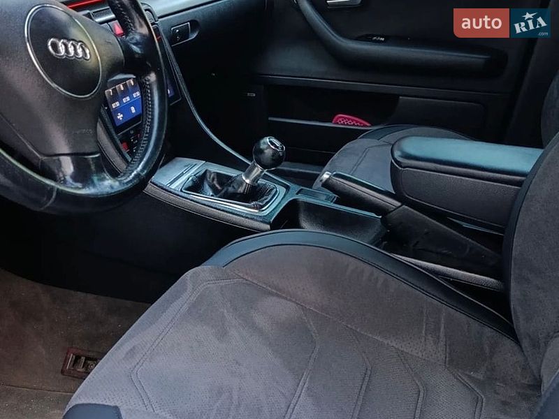 Седан Audi A4 2001 в Бучаче