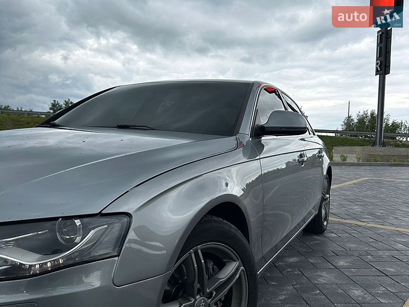 Седан Audi A4 2008 в Звягелі