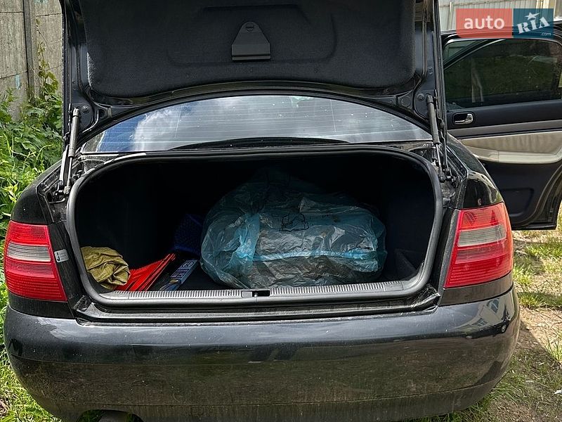 Седан Audi A4 1999 в Чернігові