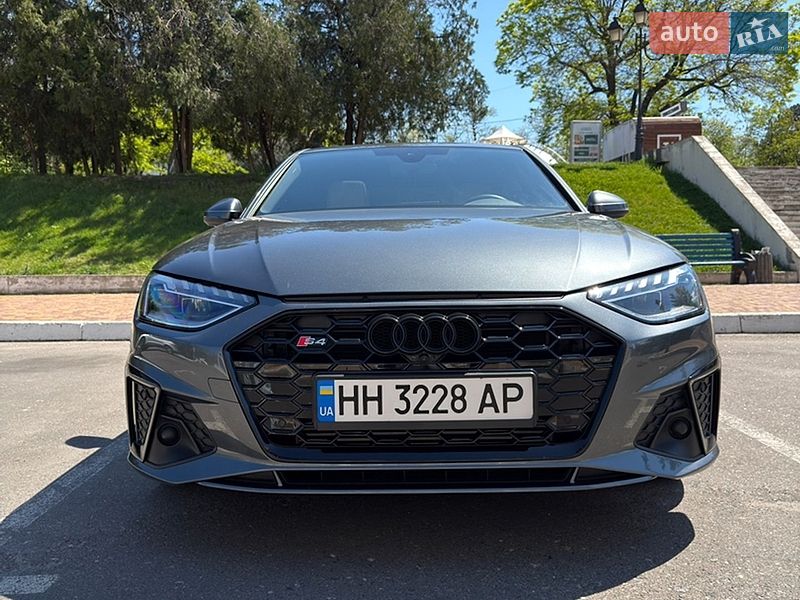 Седан Audi A4 2023 в Одессе