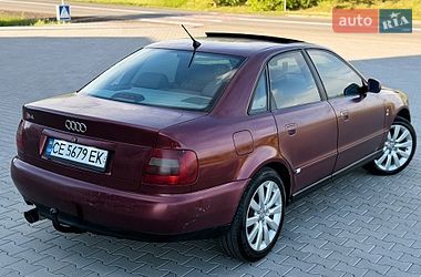 Седан Audi A4 1998 в Черновцах