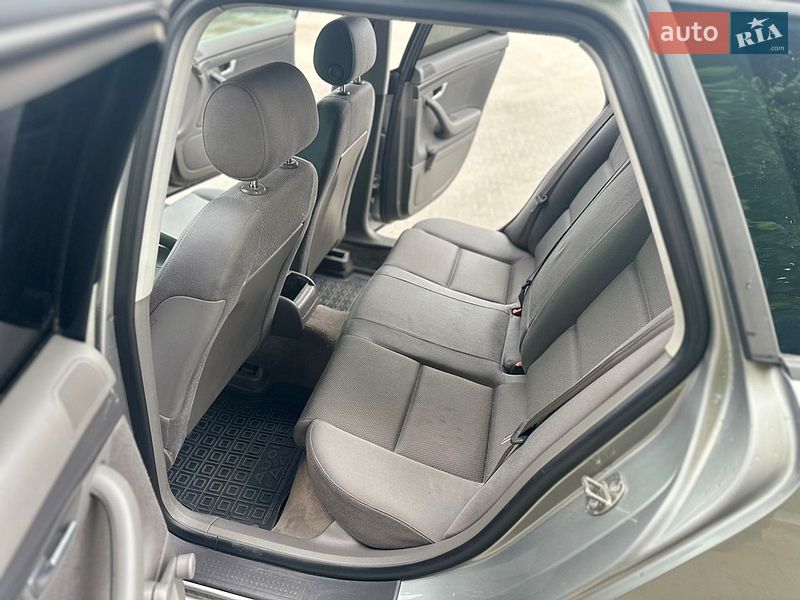 Универсал Audi A4 2002 в Львове