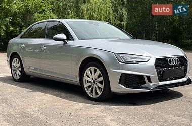 Седан Audi A4 2017 в Черкасах