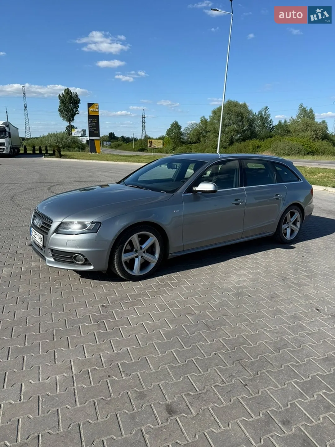 2010 Audi A4 - мініатюра 9