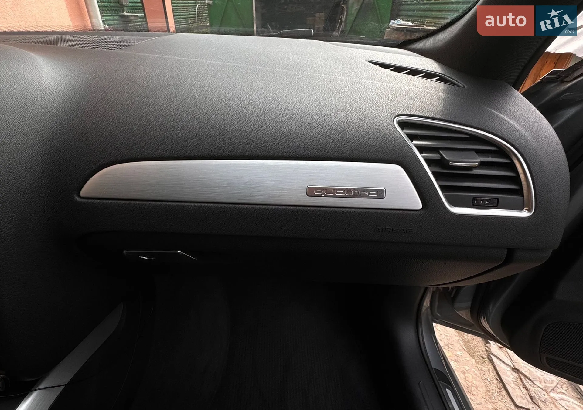 2010 Audi A4 - мініатюра 17