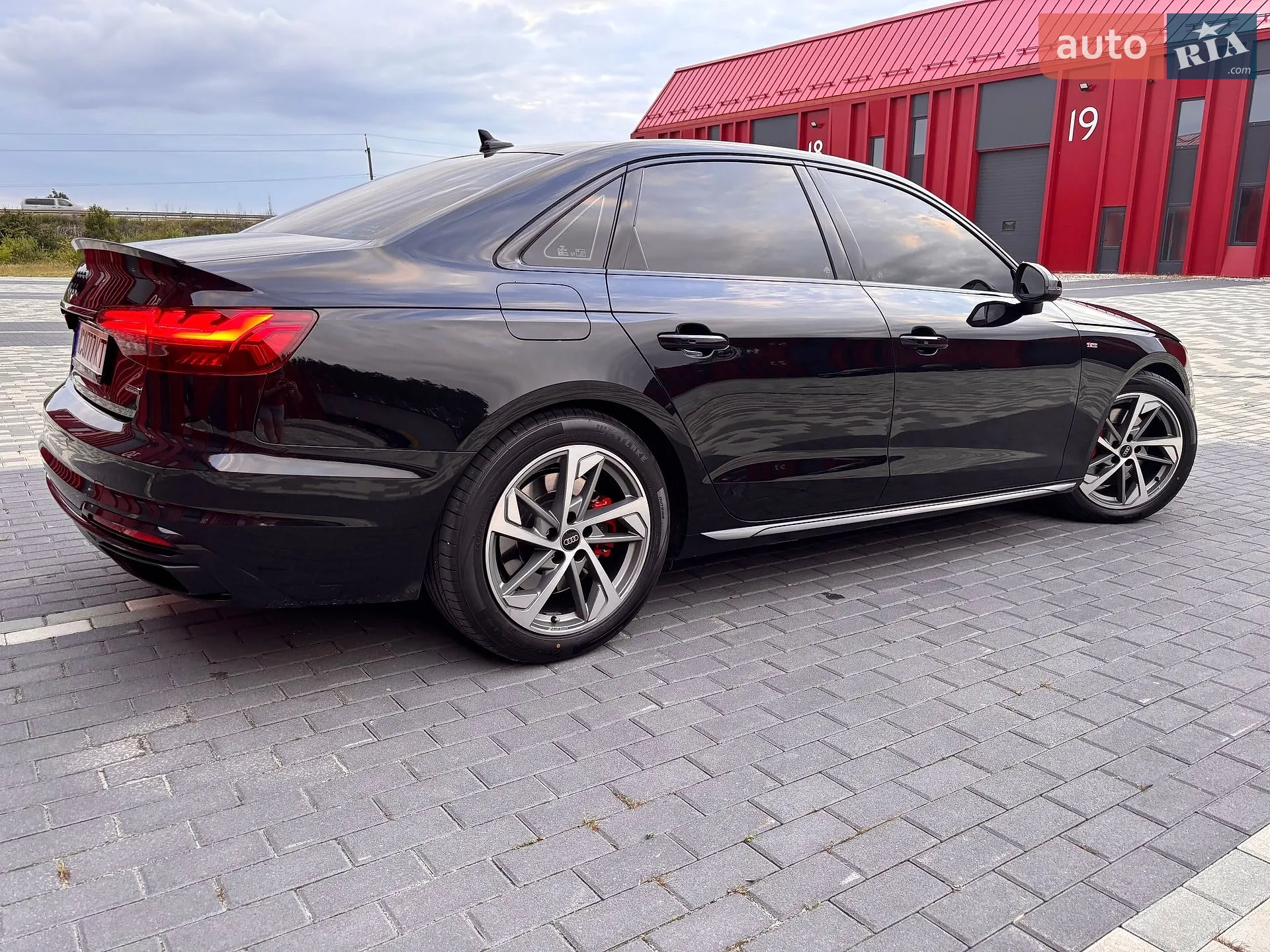 2023 Audi A4 - мініатюра 12