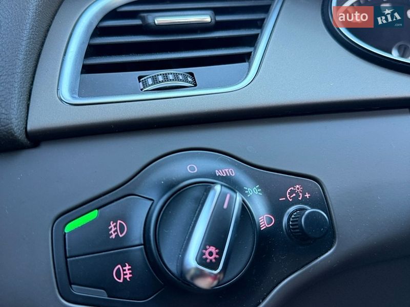 Седан Audi A4 2014 в Черкассах