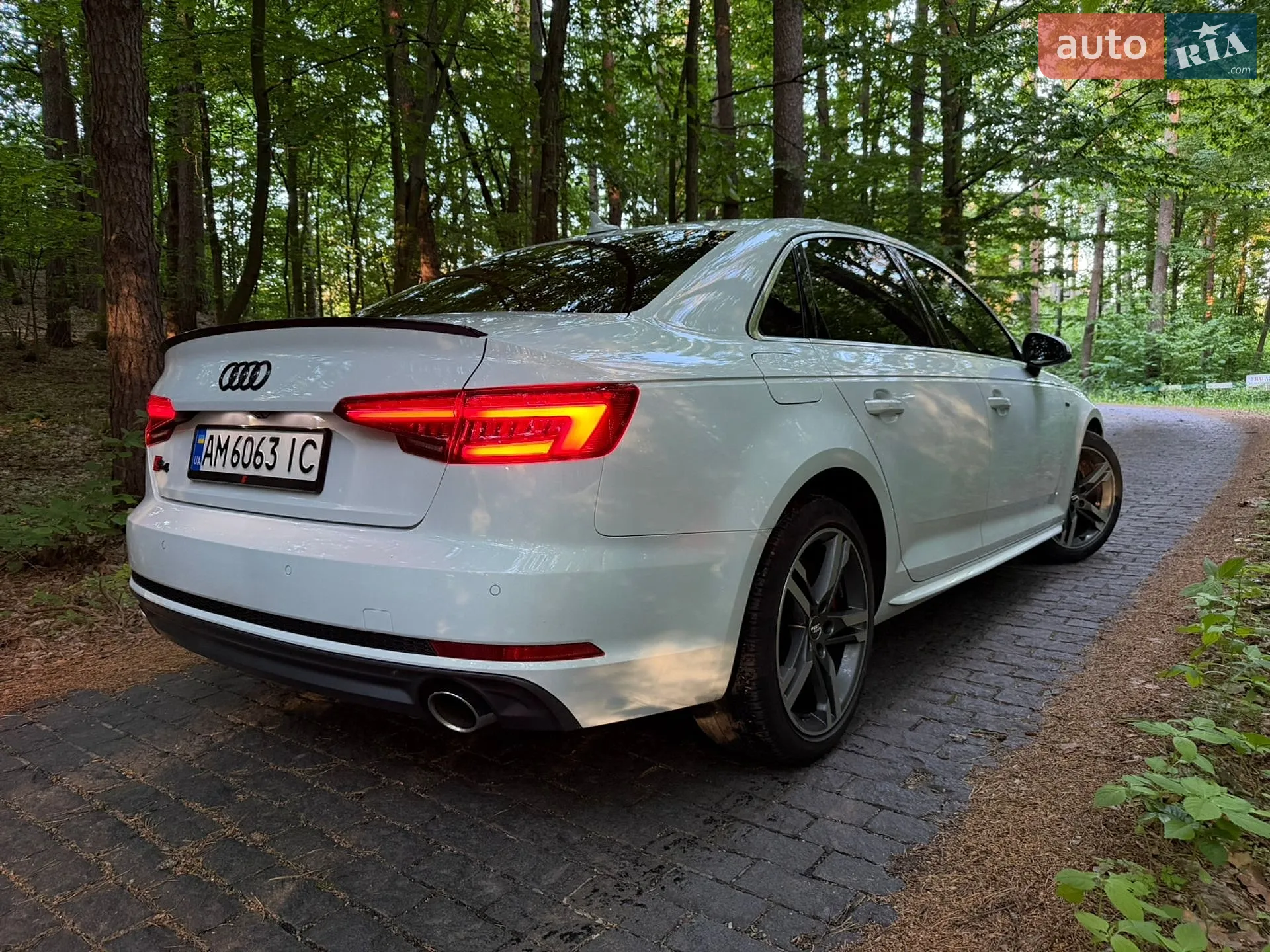 2017 Audi A4 - мініатюра 24