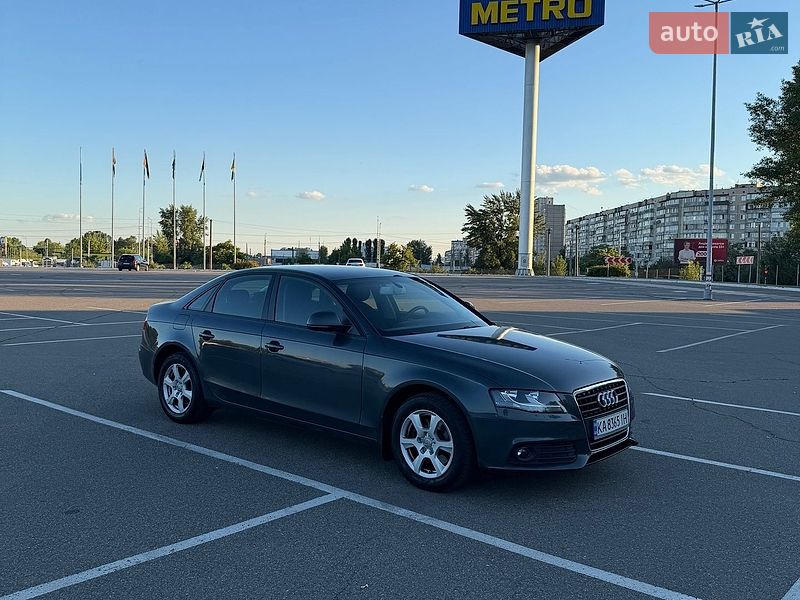 Седан Audi A4 2008 в Києві