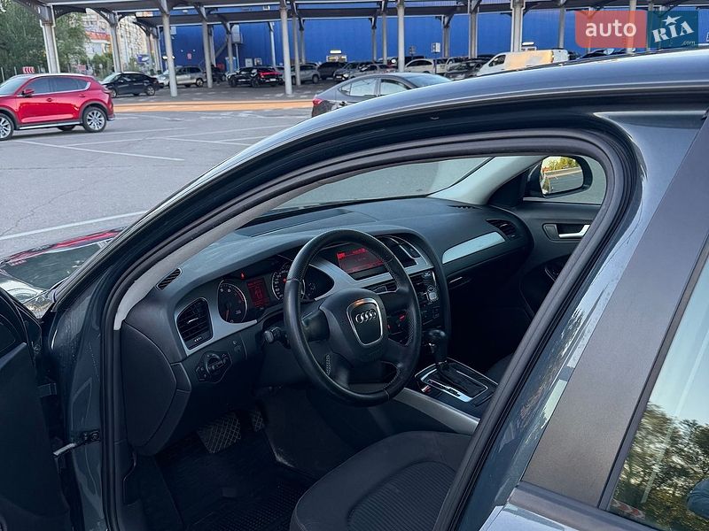 Седан Audi A4 2008 в Києві
