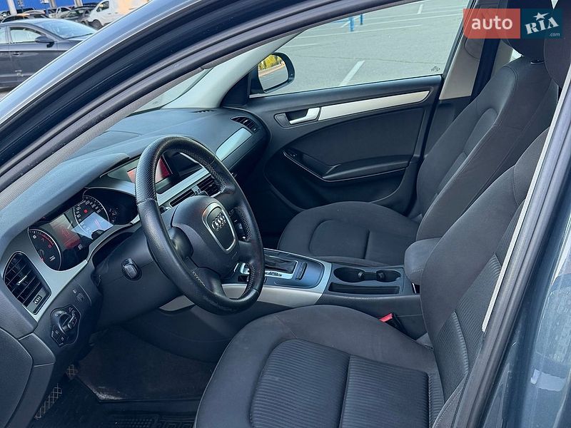 Седан Audi A4 2008 в Києві