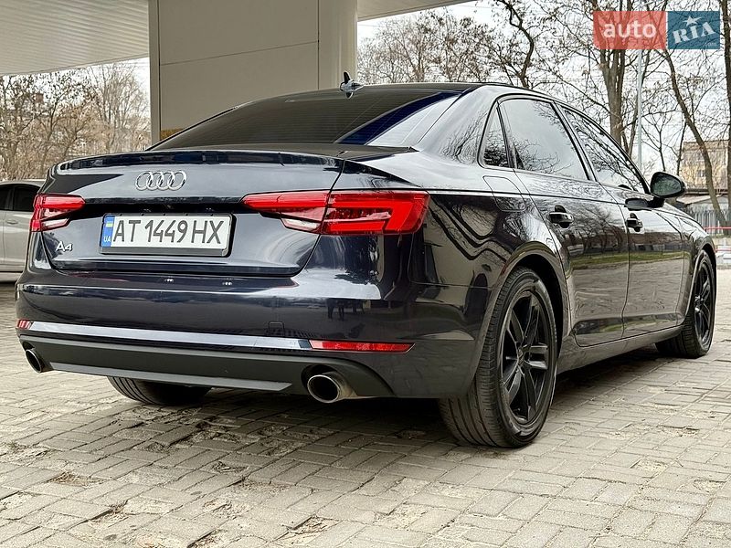 Седан Audi A4 2016 в Дніпрі