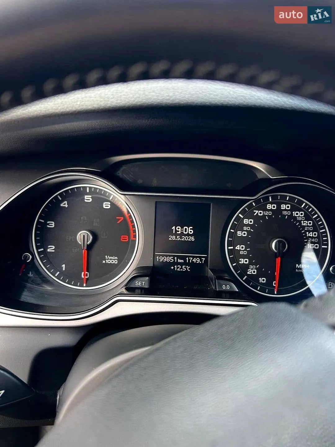 2013 Audi A4 - мініатюра 11