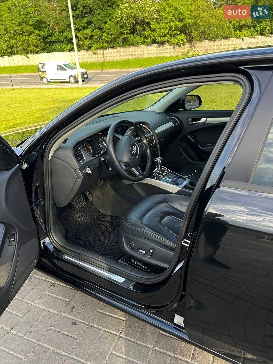 2013 Audi A4 - мініатюра 8