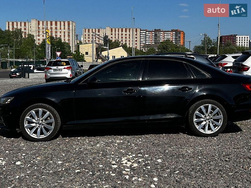 Седан Audi A4 2016 в Львові
