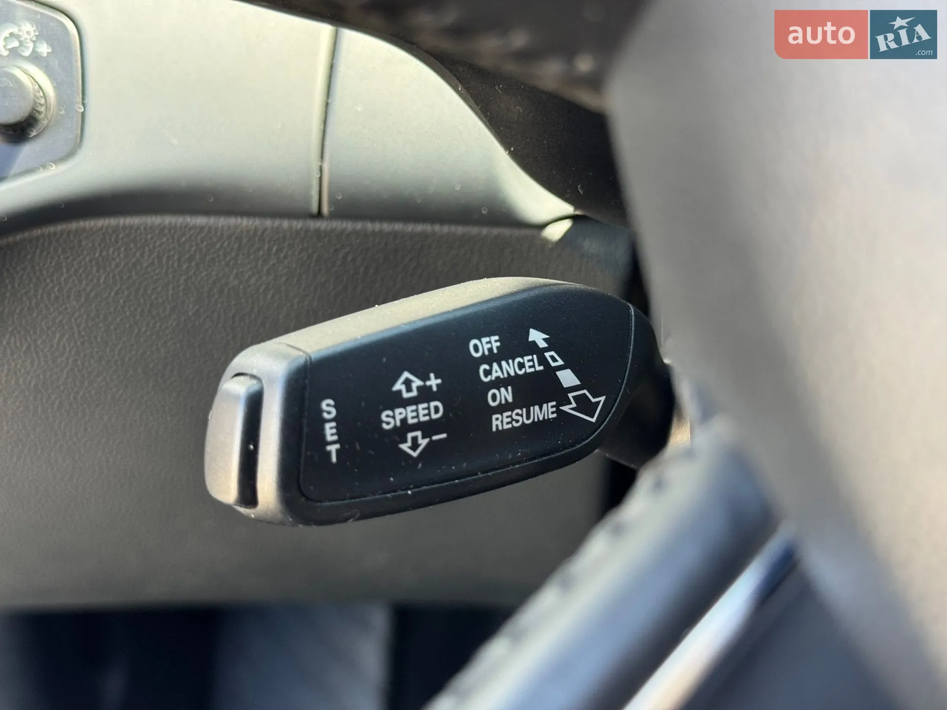 2013 Audi A4 - мініатюра 16