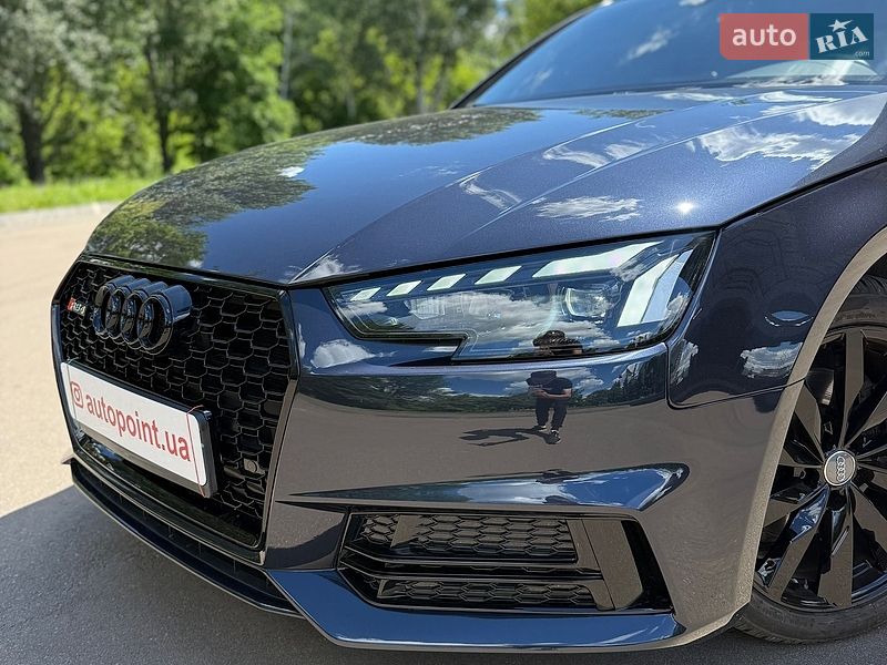 Седан Audi A4 2018 в Сумах