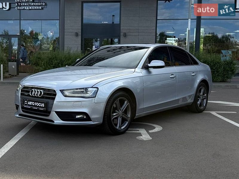 Седан Audi A4 2014 в Киеве