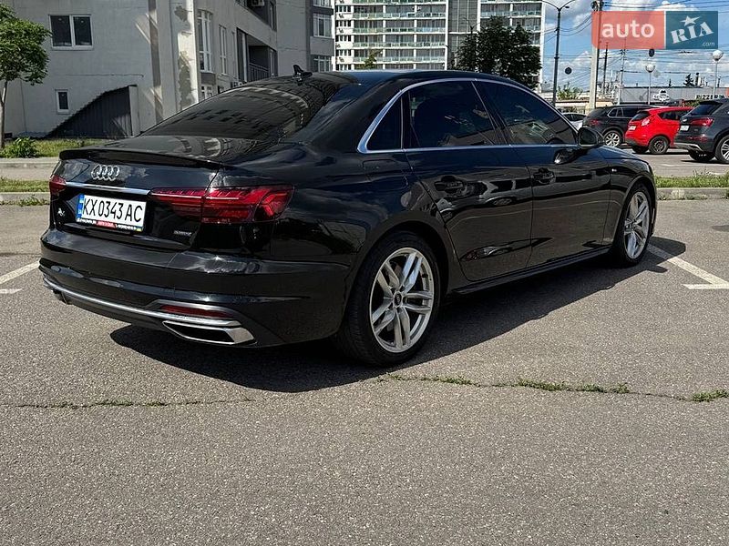 Седан Audi A4 2020 в Киеве
