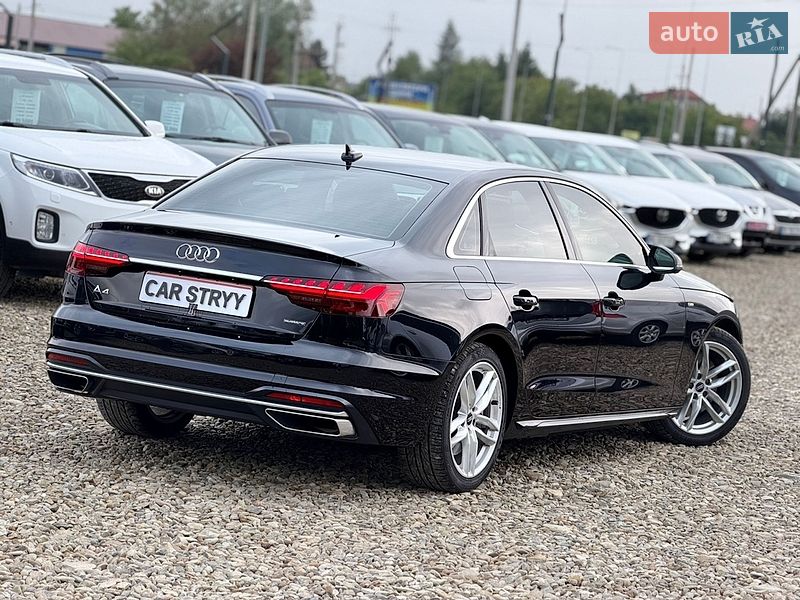 Седан Audi A4 2022 в Стрые