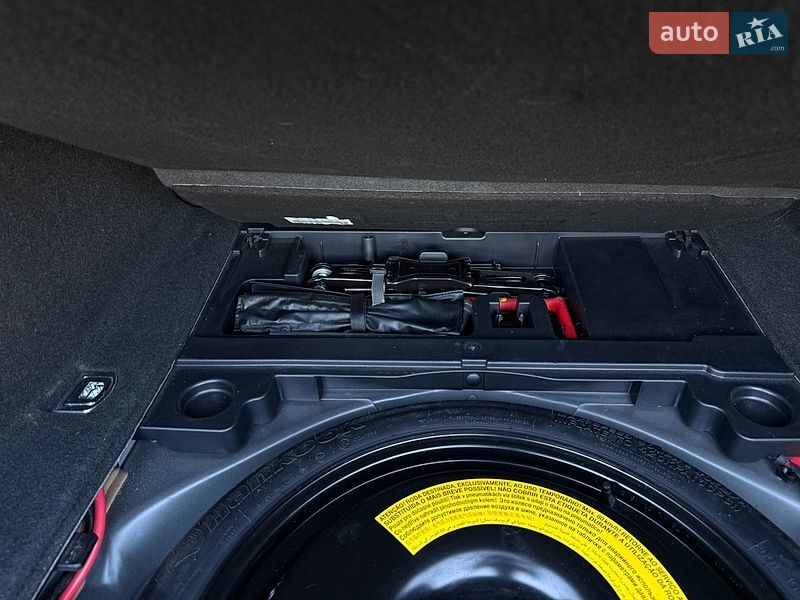 Седан Audi A4 2018 в Киеве