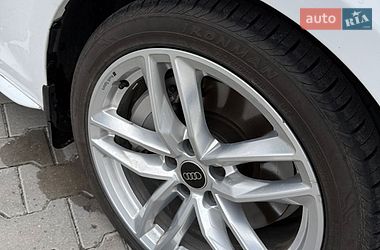 Седан Audi A4 2023 в Хмельницком