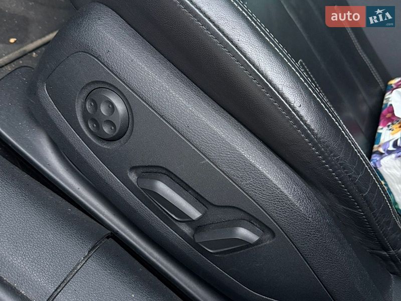 Седан Audi A4 2023 в Хмельницком