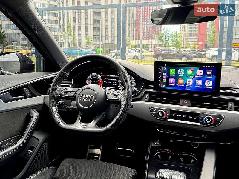 Универсал Audi A4 2019 в Киеве