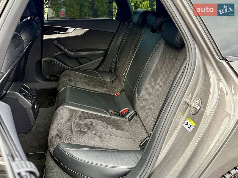 Универсал Audi A4 2019 в Киеве