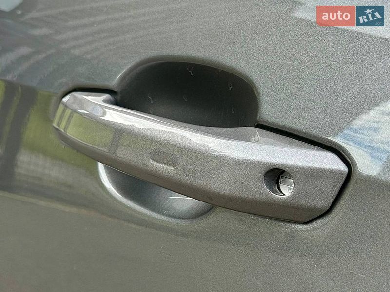 Универсал Audi A4 2019 в Киеве