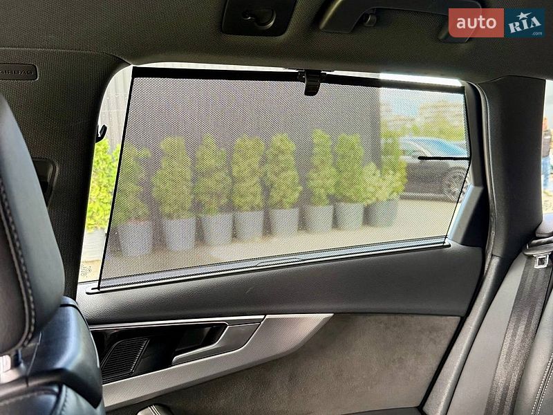 Универсал Audi A4 2019 в Киеве