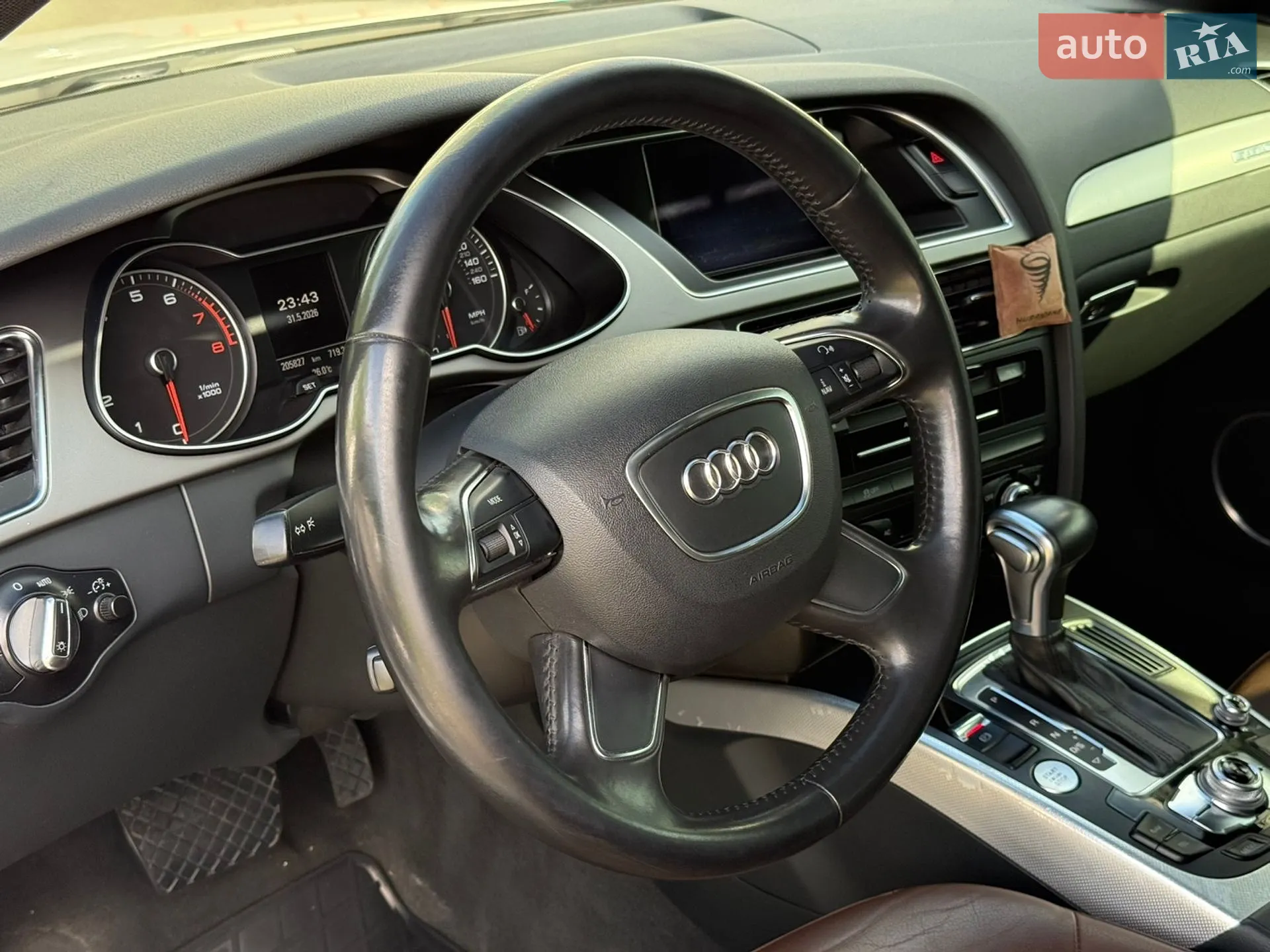 2013 Audi A4 - мініатюра 20