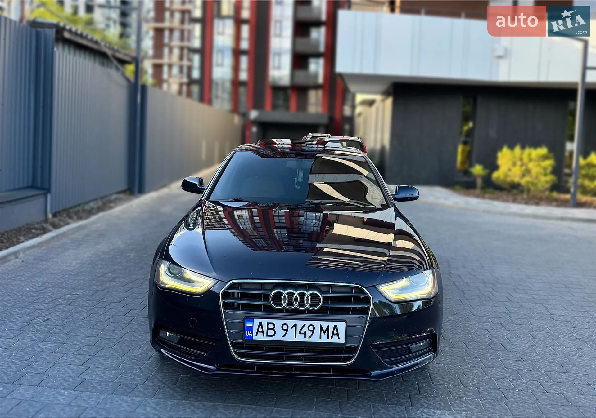 2013 Audi A4 - мініатюра 2