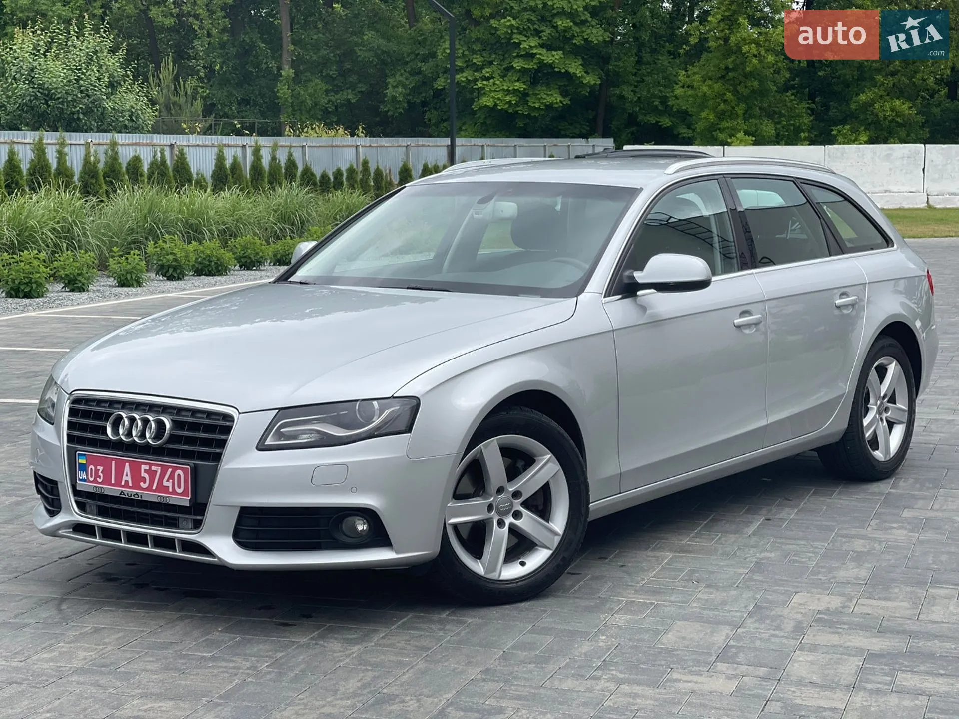 2011 Audi A4 - фото 1