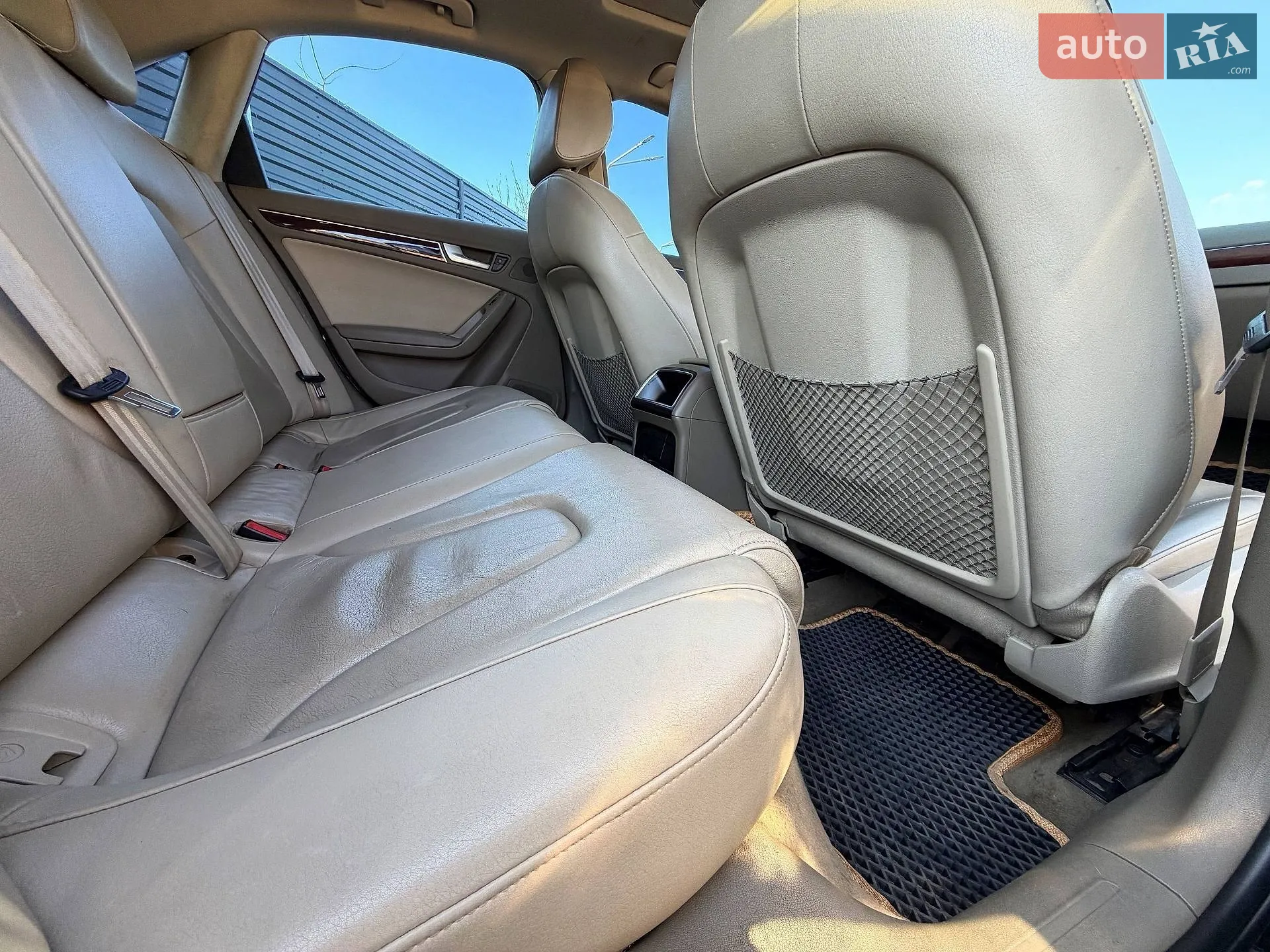2011 Audi A4 - мініатюра 24