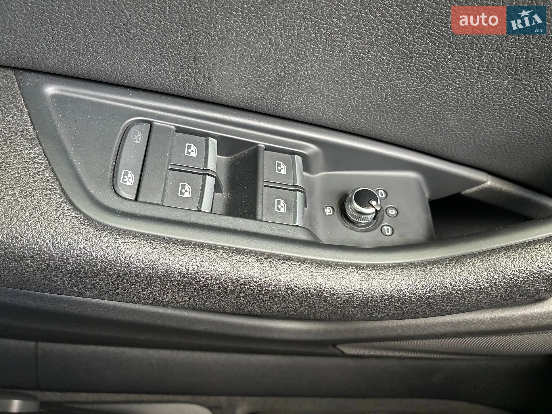 2015 Audi A4 - мініатюра 23