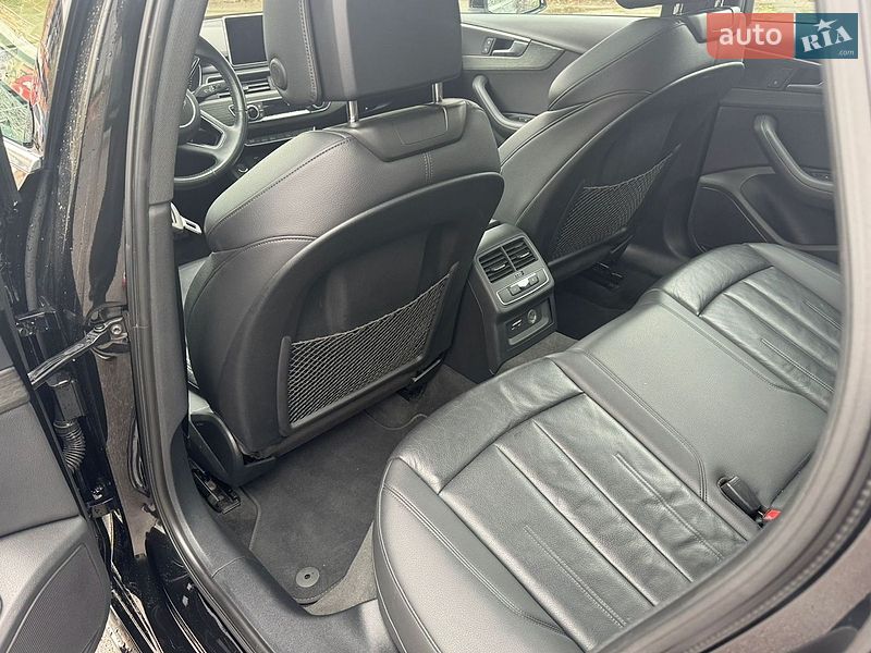 Седан Audi A4 2019 в Харкові