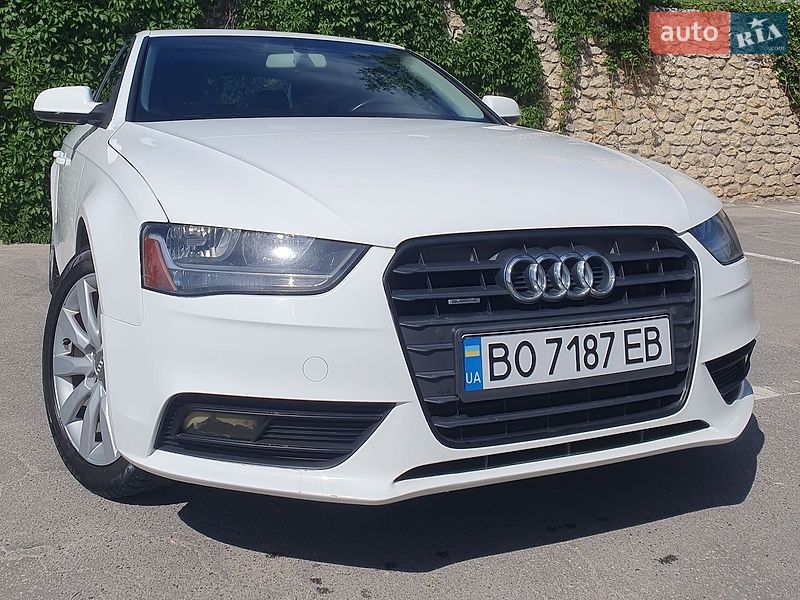 Седан Audi A4 2012 в Тернополе