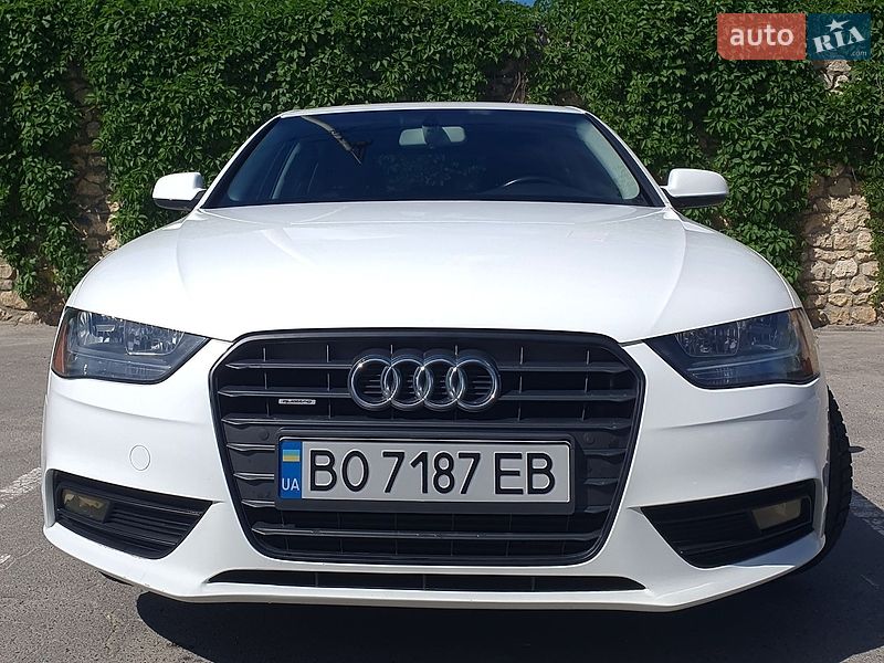 Седан Audi A4 2012 в Тернополе