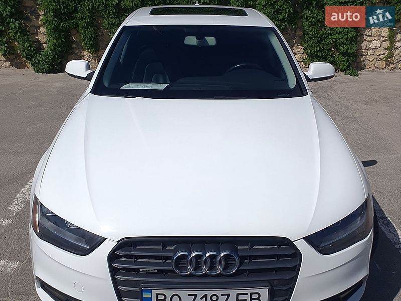 Седан Audi A4 2012 в Тернополе
