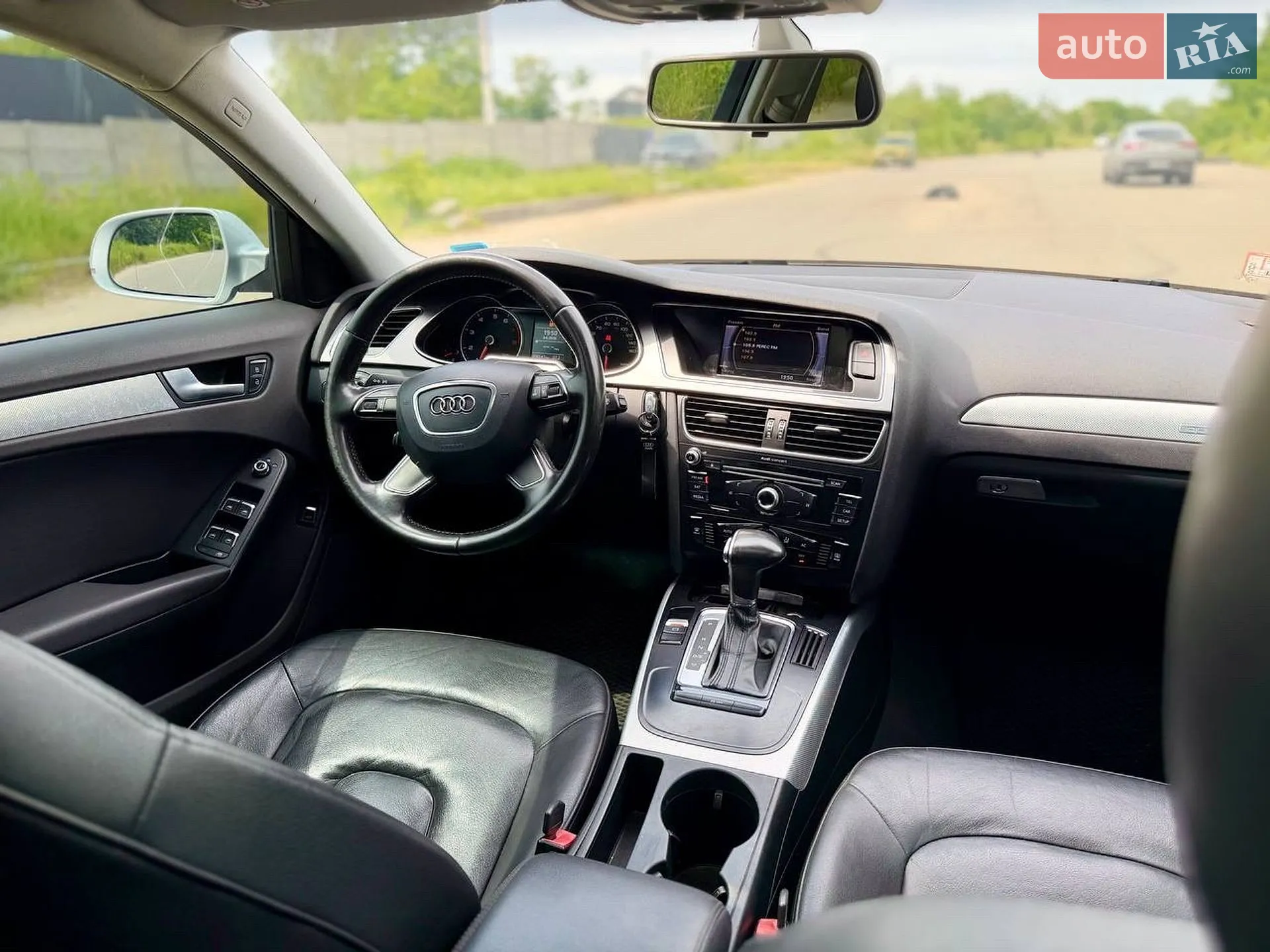 2012 Audi A4 - мініатюра 11