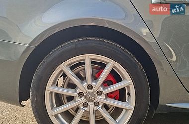 Седан Audi A4 2014 в Одесі