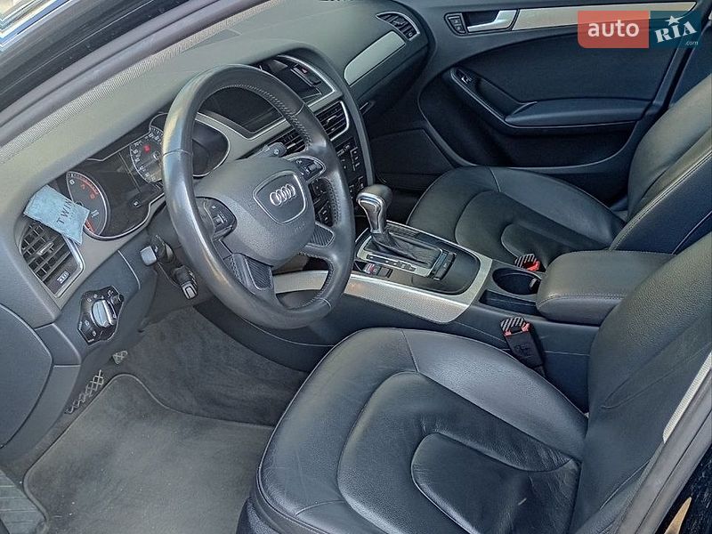 Седан Audi A4 2013 в Києві