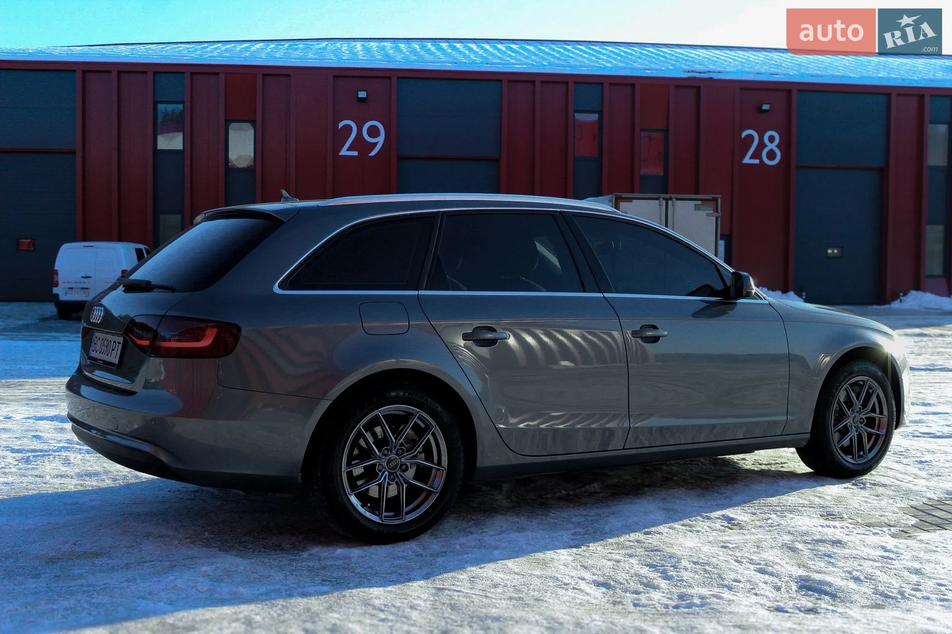 2012 Audi A4 - мініатюра 8