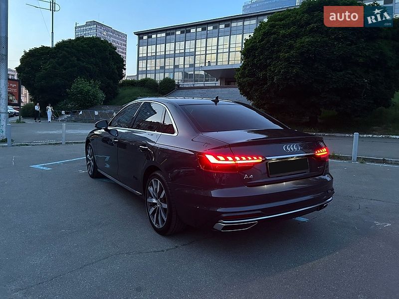 Седан Audi A4 2021 в Киеве